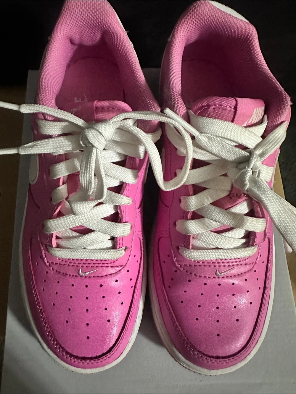 Nike Low-Top Sneakers Pink & White Colorblock
